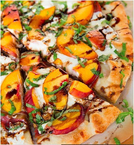 Peach & Prosciutto Pizza with Honey Balsamic Reduction
